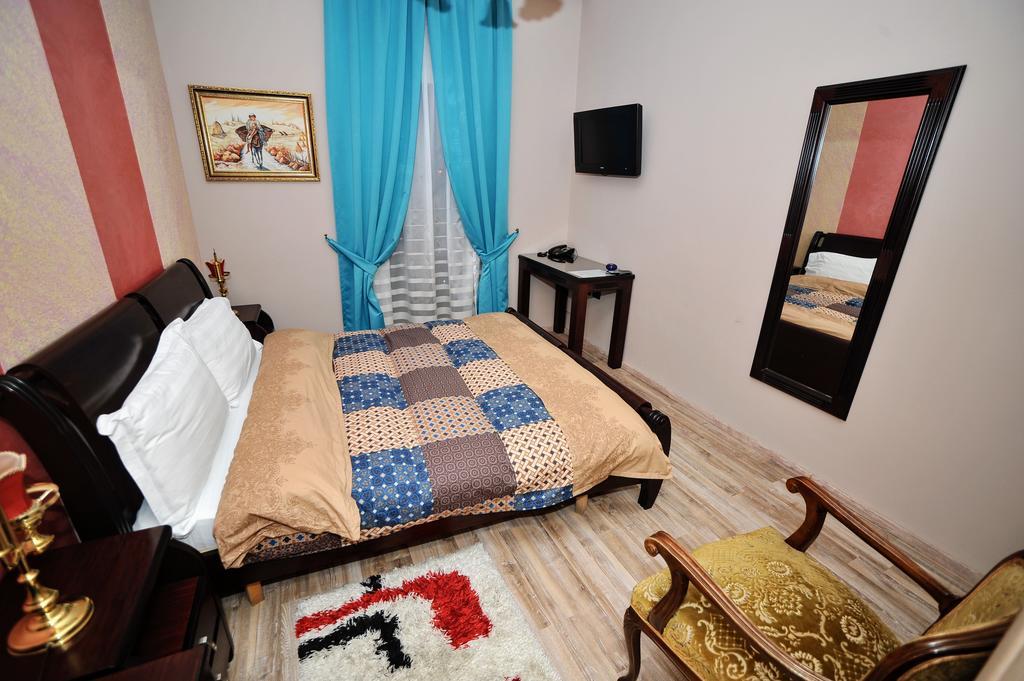 Dream Hotel