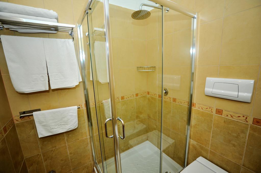 Hotel Dream 3*
