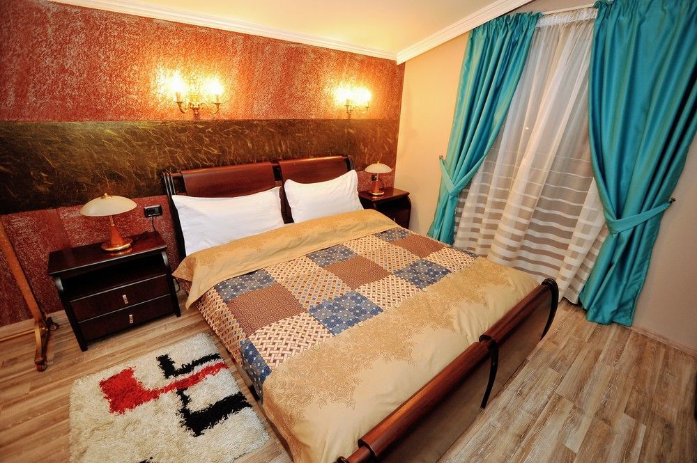 Dream 3* Tirana